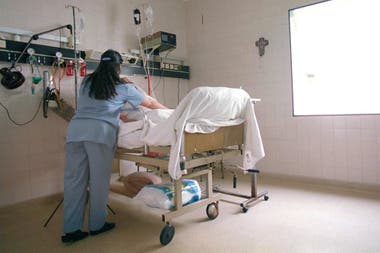 Corrientes en un ranking de cinco provincias, con más del 80% de ocupación de sus camas en el marco pandémico. La directora de un hospital provincial desmintió esa información.