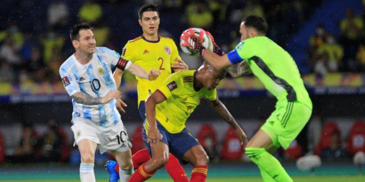 Argentina enfrenta a Colombia por las semifinales de la Copa América: horario, formaciones y TV