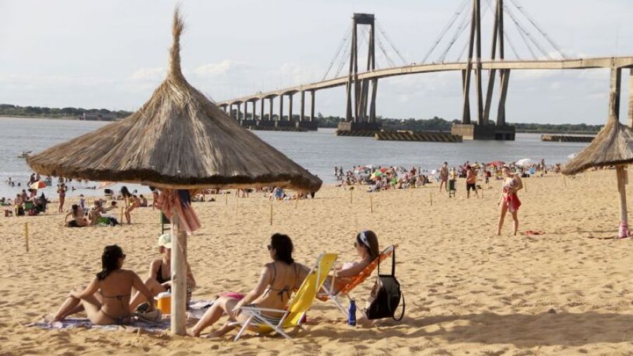 La Municipalidad habilita el ingreso sin permiso previo a las playas de Corrientes