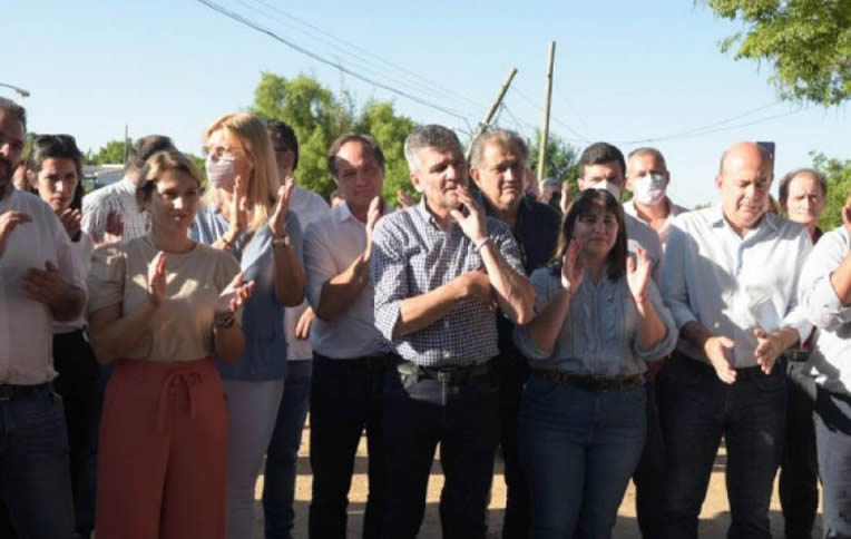 Juan Zabaleta llegó con obras y respaldo para candidatos del FDT