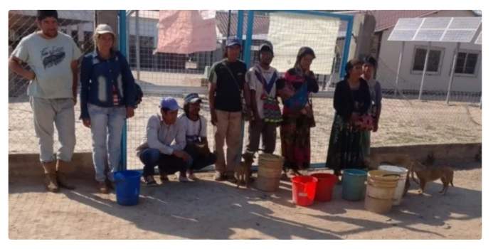 Maestros y padres tomaron una escuela en Salta por falta de agua