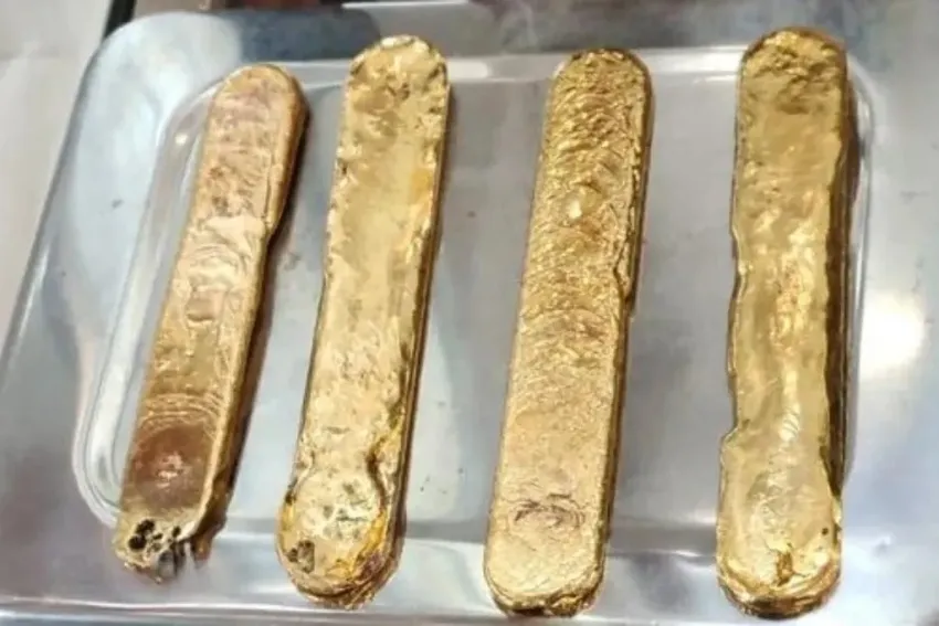 Caminaba raro, lo detuvieron y descubrieron que traficaba más de un kilo de oro oculto dentro de su ano
