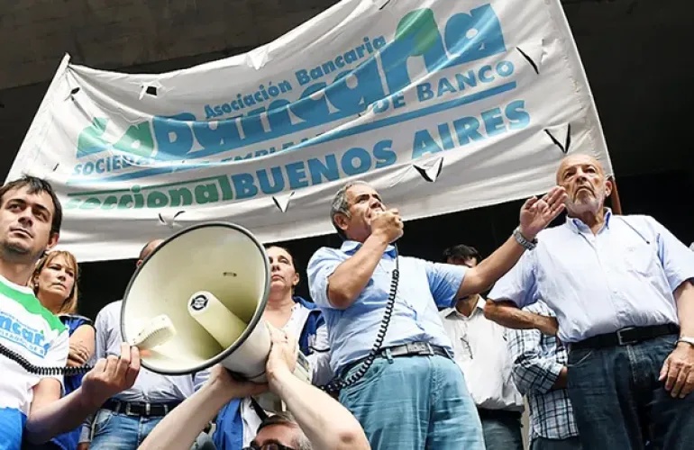 Un sindicato cerró una paritaria del 94% y un bono de 185 mil pesos