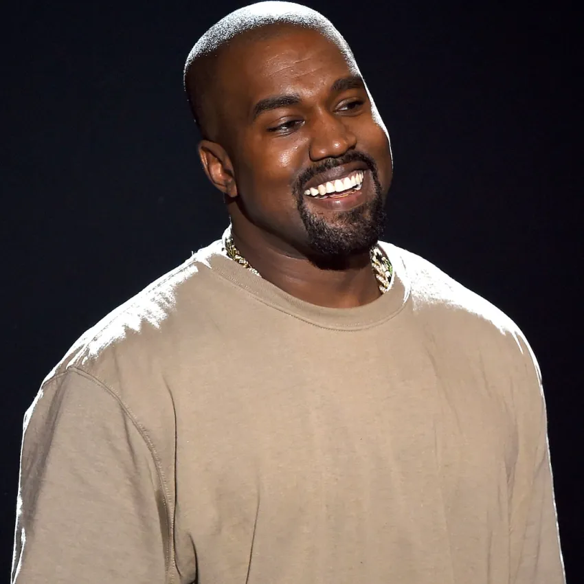Adidas se suma a las marcas que se desvinculan de Kanye West por sus comentarios antisemitas
