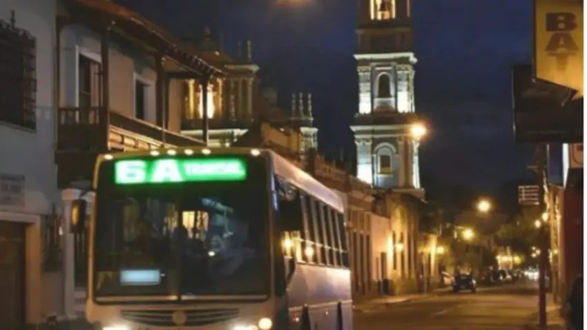 Corrientes adhiere al paro de colectivos del 12 y 13 de octubre