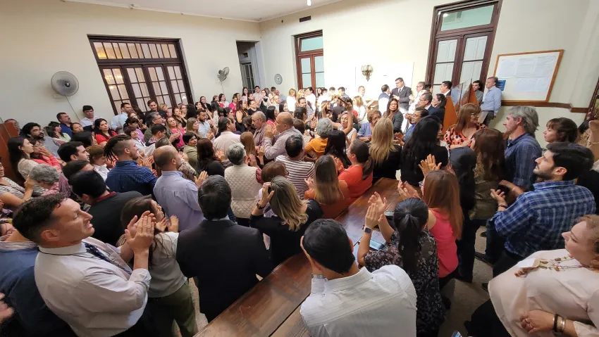 Tras las protestas, otorgaron un incremento salarial del 15% para los judiciales