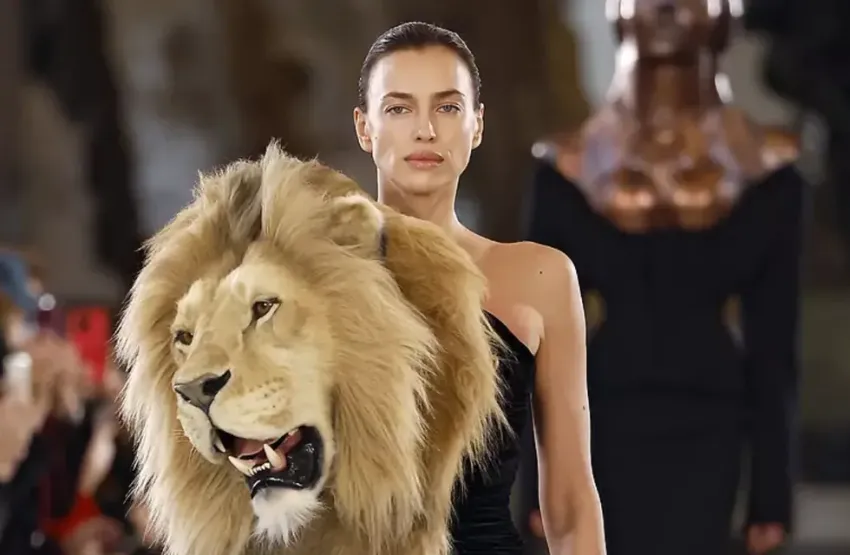 Polémica por un desfile de Alta Costura con cabezas de animales como accesorios