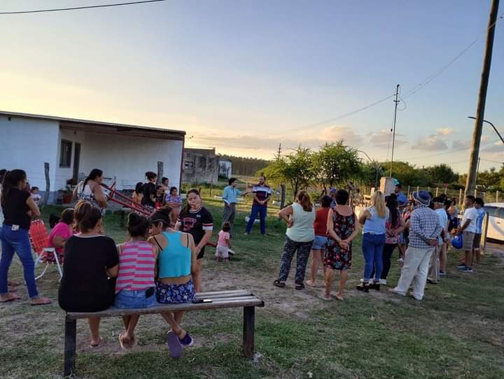 Importante reunión con los vecinos del B° Pompeya