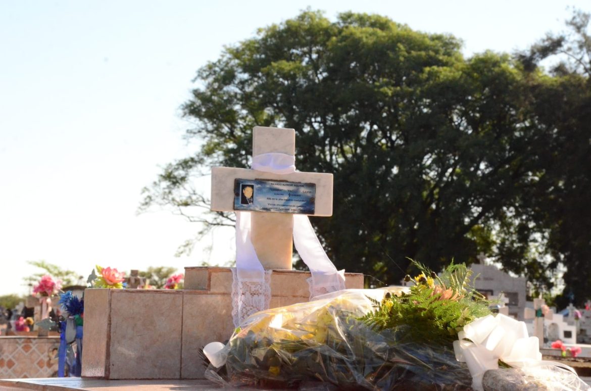 Emotivo responso en homenaje a Ricardo Aguirre