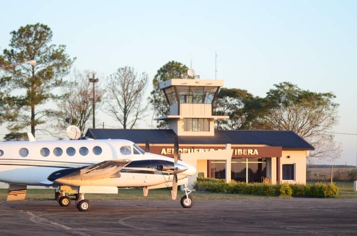 El intendente Caram firmo un acuerdo con el Ministerio de Obras y Servicios Públicos y de la Dirección Aeroportuaria de la Provincia de Corrientes