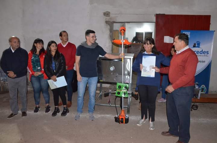 Fortamecimiento a clubes de la ciudad: entrega de herramientas a Taragui