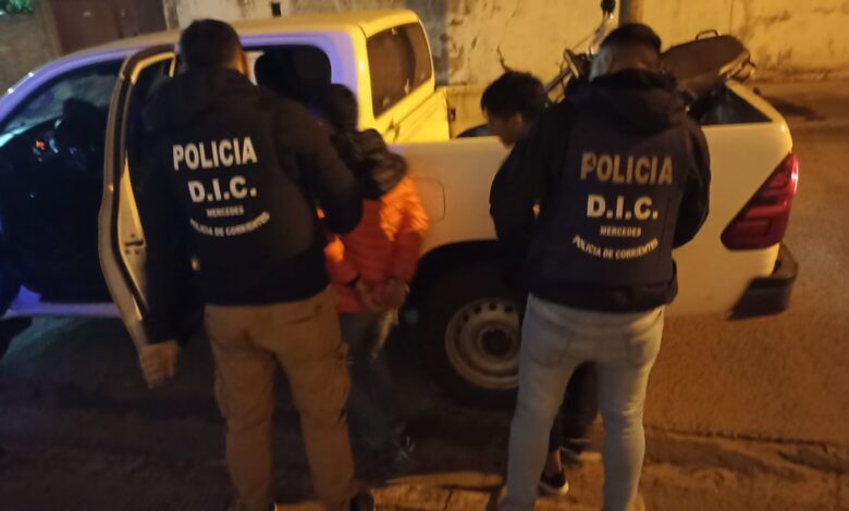 En la madrugada del domingo dos sujetos fueron demorados por circular en moto sin papeles, sin luces y en contramano