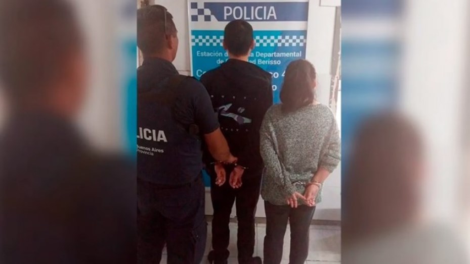 Abandonaron a su hijo en la vía publica