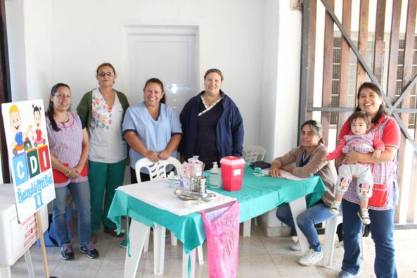 Vacunación en los CDI “?̃???? ????́ ? ? ??”