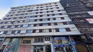 Mamá, no me tires”: saltó de un quinto piso con su hija en brazos