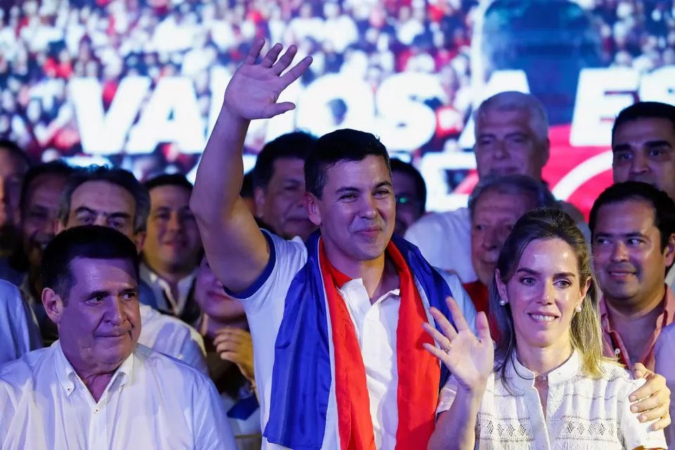 Santiago Peña fue electo nuevo presidente de Paraguay