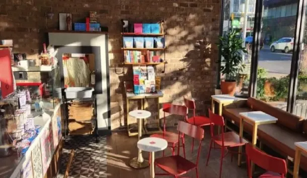 Canadá: abrió una cafetería anticapitalista y al año se fundió