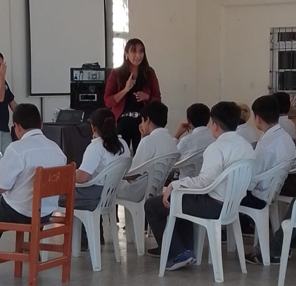 Promoviendo la convivencia escolar: taller de prevención del bullying en la Escuela Técnica Gral. San Martín