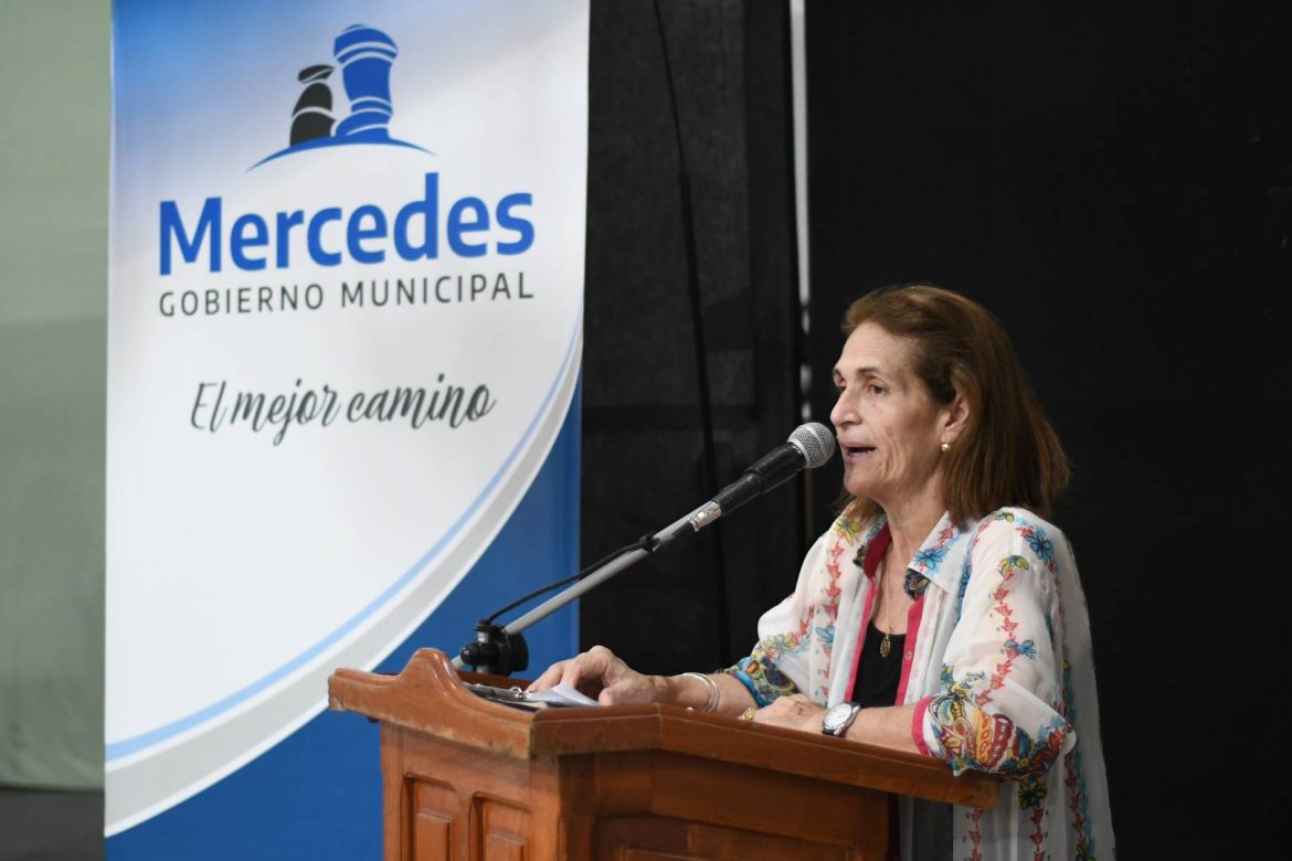 Este jueves 17, en el Centro Cultural de la Estación se realizó la apertura de la Feria Regional del Libro de Mercedes y el Paiubre 2023.