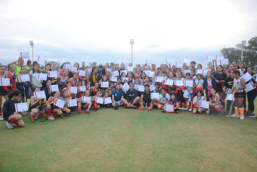 Clínica de entrenamiento de Hockey sobre césped