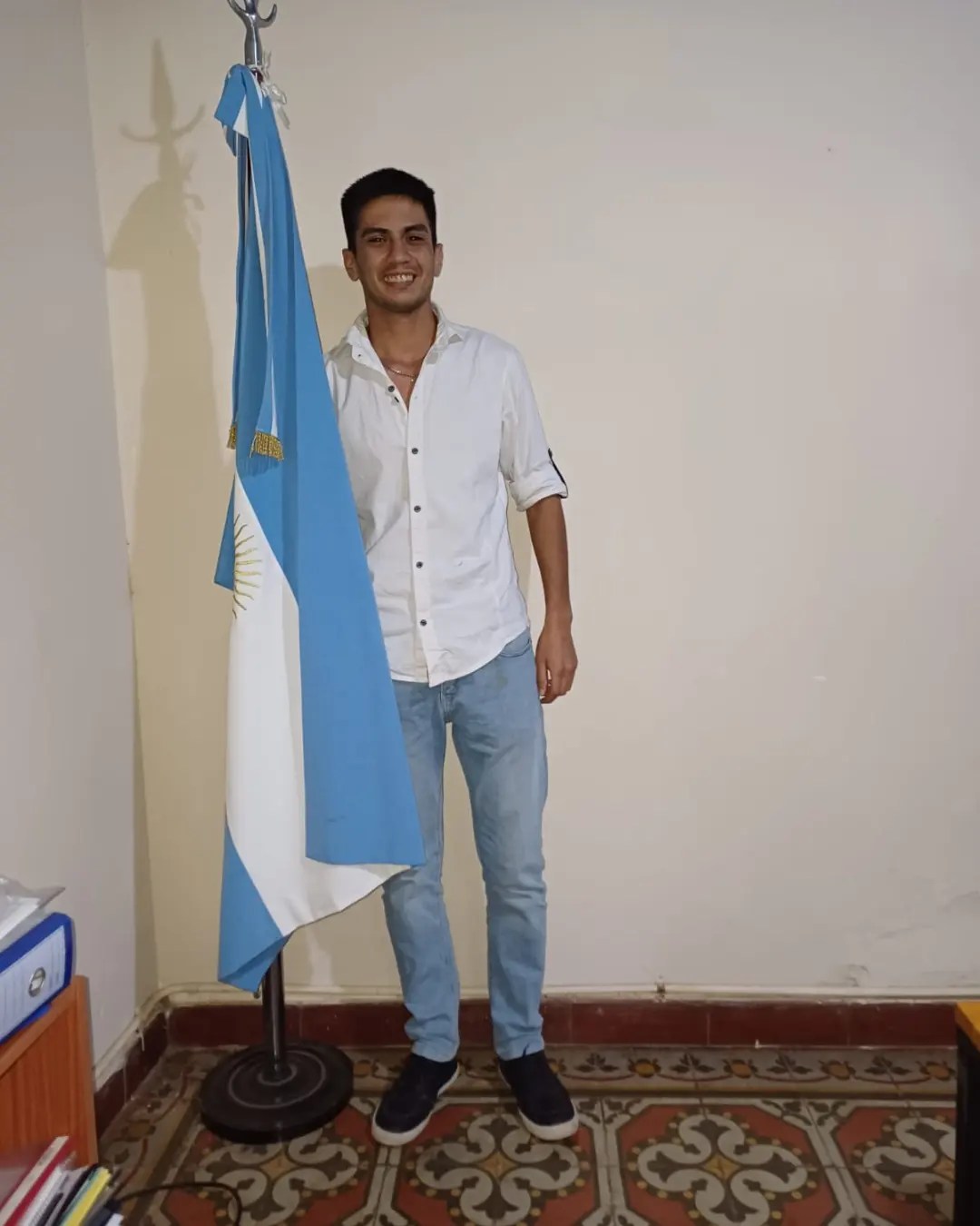 Nuevo egresado mercedeño de la sede Universitaria UNCAUS Mercedes