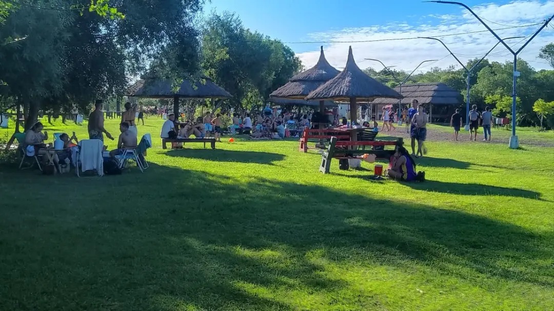 El verano se vive a pleno en el Balneario “El Viejo Puente”