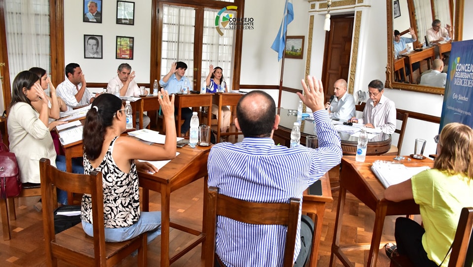 Concejo Deliberante de Mercedes Discute Incremento de Horas Extras en Reunión con Gremios Municipales