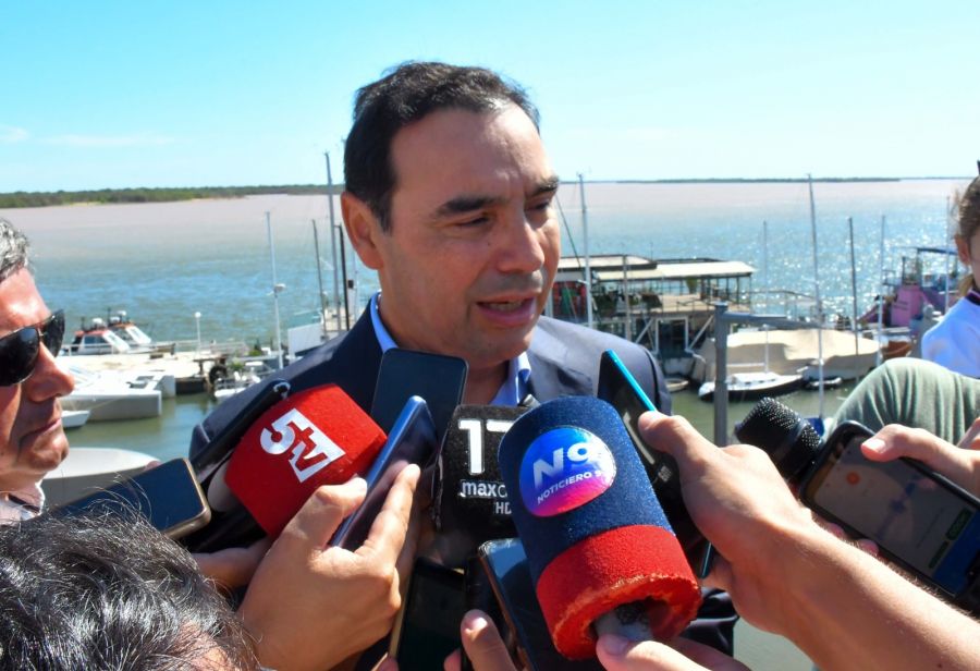 Valdés llamó a construir futuro al abrir el II Foro Provincial de Juventud