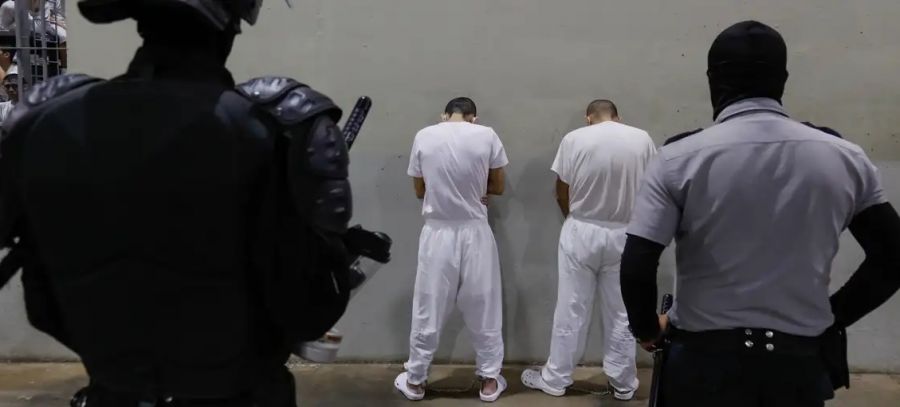 El Gobierno de El Salvador asegura que el 75% de los pandilleros está detenido