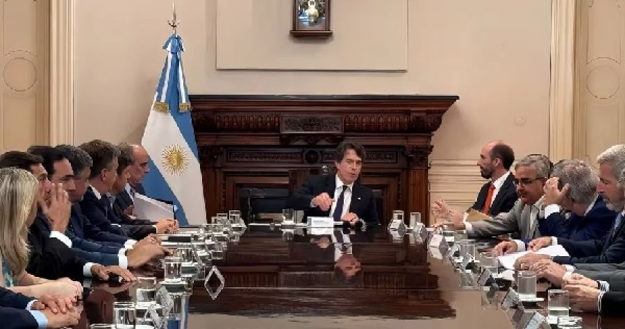 Valdés a Nación: no se gobierna a los “guachazos”