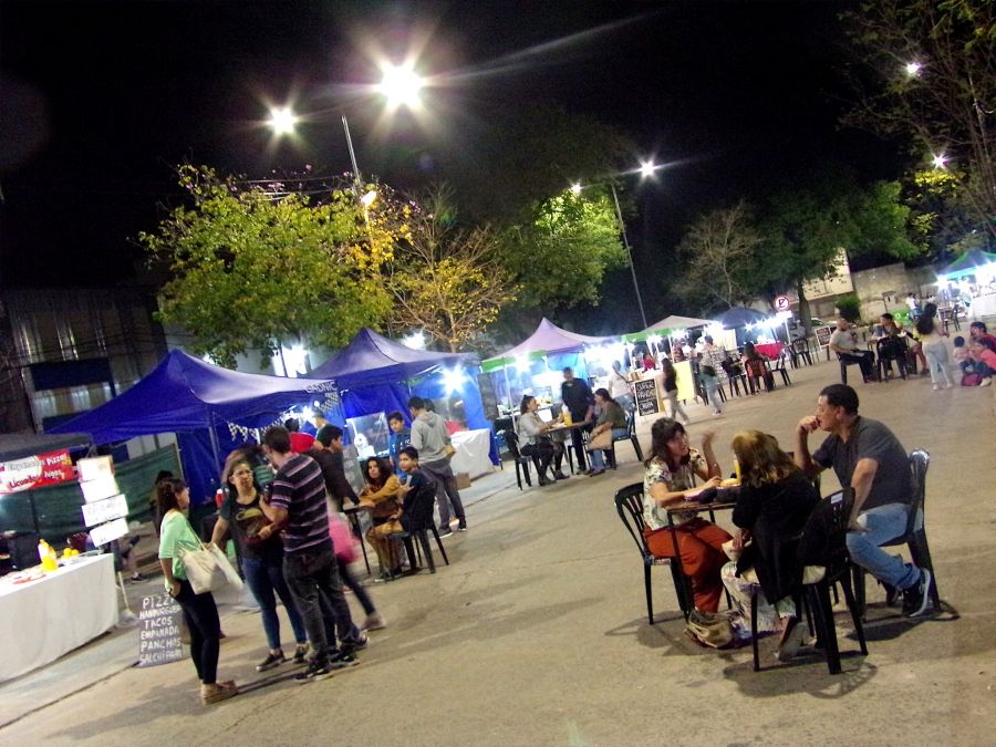Feria de emprendedores en los parques Mitre y El Eucaliptal