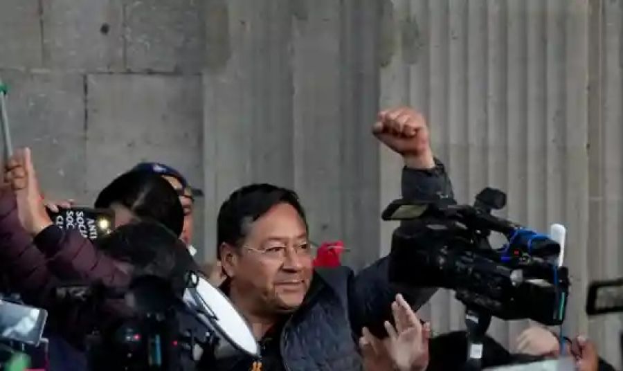 Arce: “Nadie nos puede quitar la democracia” en Bolivia