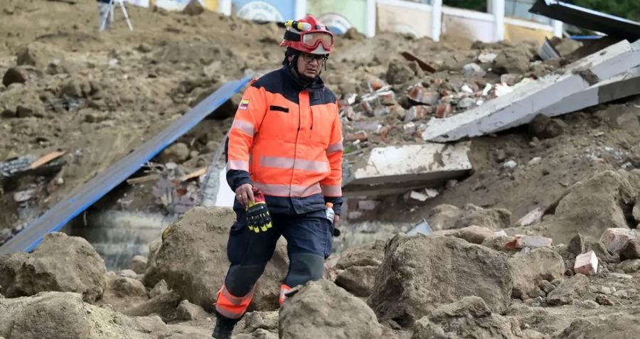 Deslizamiento de tierra deja seis muertos en Ecuador