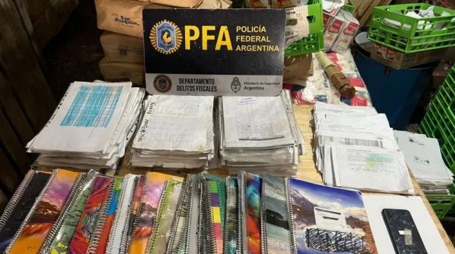 La Justicia allanó a movimientos sociales por la causa que investiga extorción a beneficiaros
