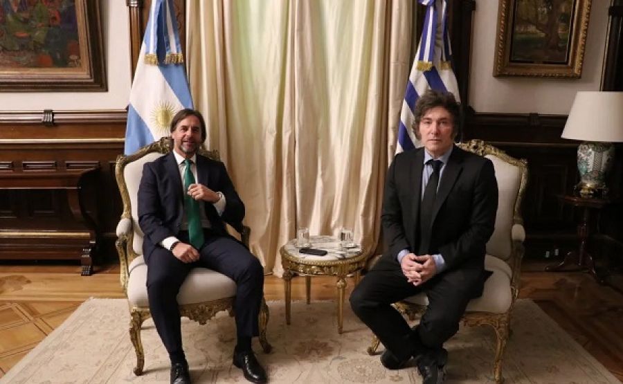 Milei se reunió durante una hora con el presidente uruguayo Lacalle Pou