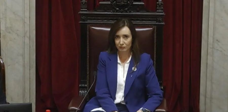 Villarroel ratifica su postura sobre Francia