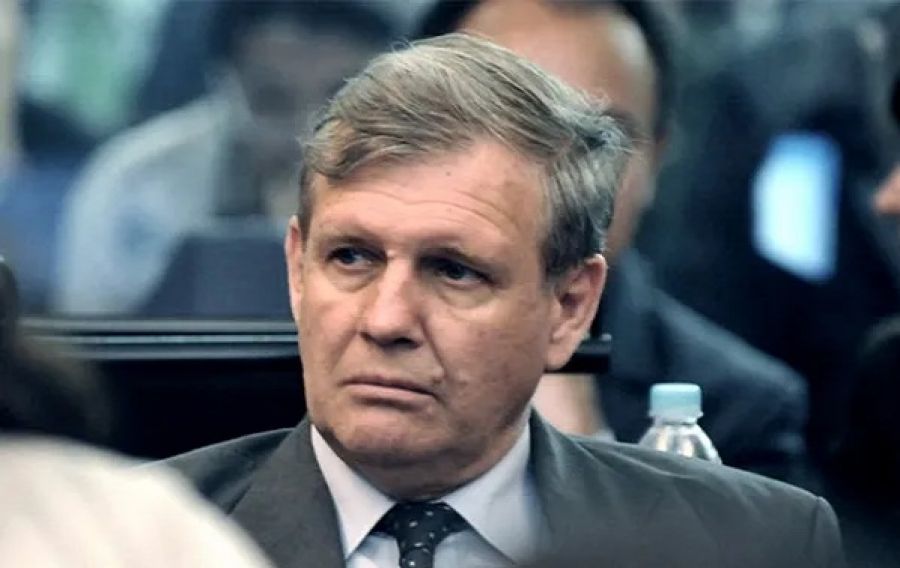 Visita de legisladores a genocidas: piden explicaciones