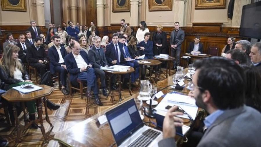 Vischi no acompañó acuerdo opositora en proyecto de jubilados